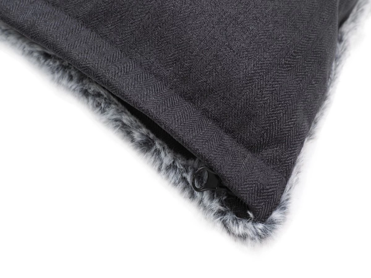 Benzano - Hondenmand - All Season - Wasmachine Wasbaar - Omkeerbaar Kussen - Pluche - Schuimvulling - Antraciet - 100 CM 9 Benzano - Hondenmand - All Season - Wasmachine Wasbaar - Omkeerbaar Kussen - Pluche - Schuimvulling - Antraciet - 100 CM - Afbeelding 7